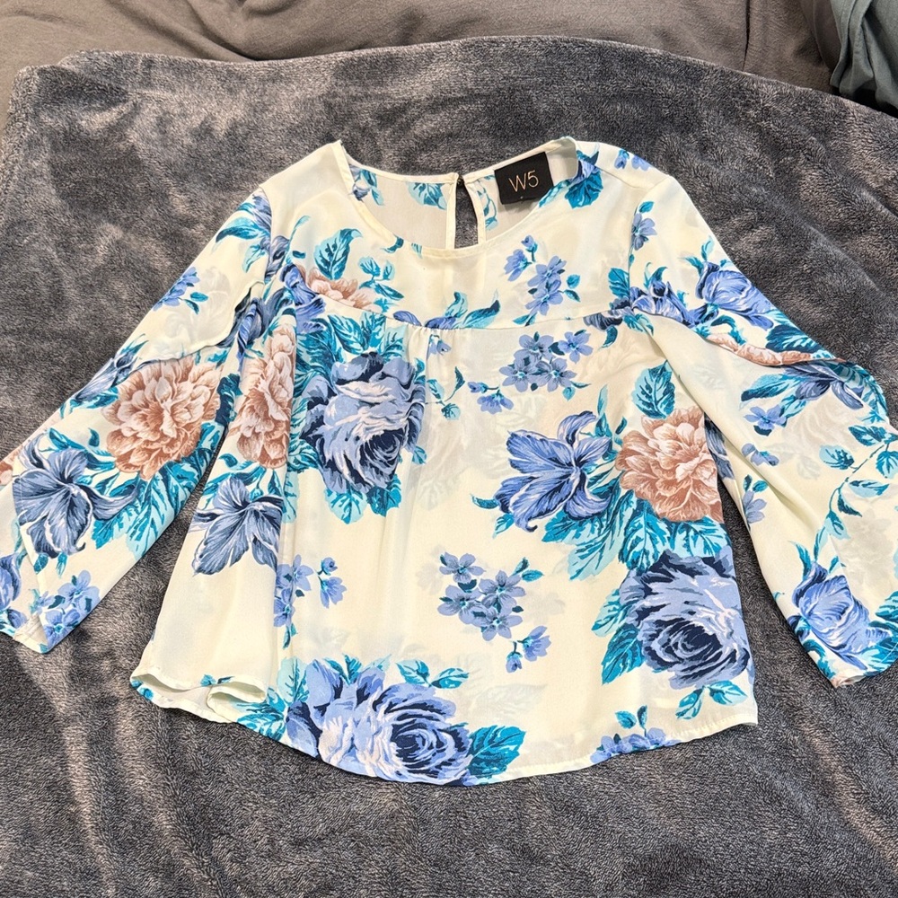 W5 Blue and Cream Floral Blouse